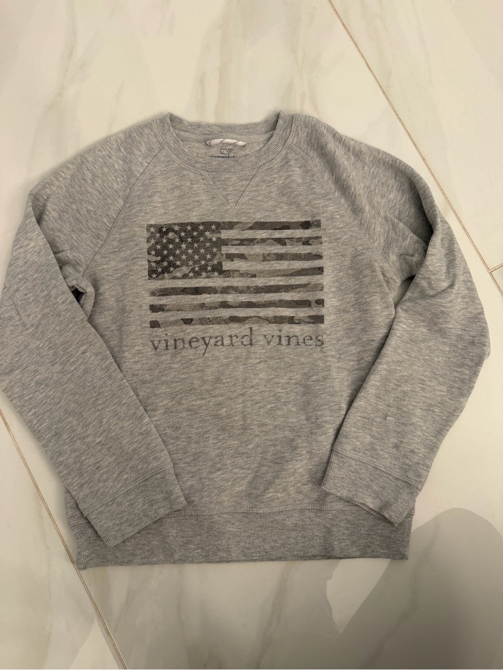 Vineyard Vines Gray Crewneck Sweatshirt with Flag Graphic